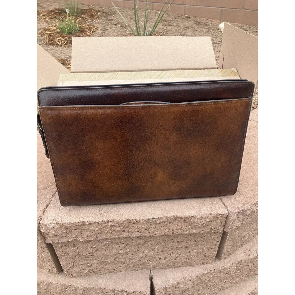17”x11.5” VTG Brown Leather Briefcase 2 Handle Multiple Pockets Korea